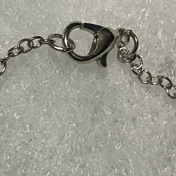 Sunflower Forever In My Heart Cremation Urn Necklace - Picture 3 of 6